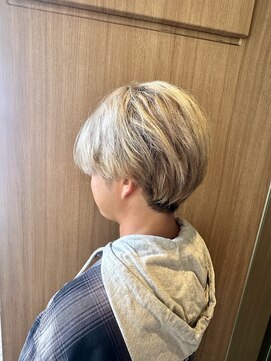 マイノリティー 石橋店(Minority) ブリーチ ハイトーンカラー メンズカラー