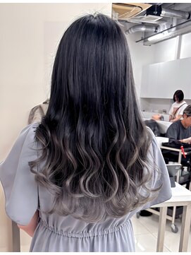 アライブ ハラジュク(ALIVE harajuku) 【ALIVE 夕貴】シルバーグラデーションカラー