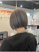 切りっぱなしボブミルクティーグレージュ登戸向ヶ丘遊園
