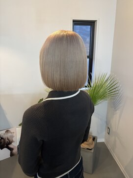 ヴォレ(voler) ボブ/ミルクティーベージュ