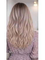 リアン(Lien) バレイヤージュ×ホワイトベージュ