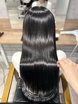 モク(mok)&nbsp;艶髪縮毛矯正で朝のお支度が楽ちんに！★yuka