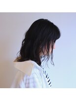 ツイギー 宮西店(TWiGGY) ミディアムヘアの横波について