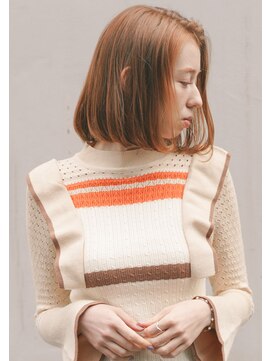 レジュアル(RESSUAL) エアリーミディ ショートパーマ 黒髪 ホワイトアッシュ