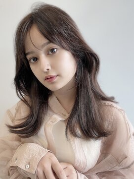 フォンズ(FONS) 小顔に見せるオルチャンヘア 流れる顔まわり シアーブラウン