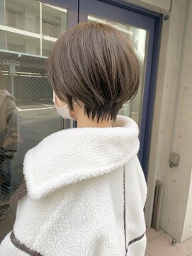 ミノリ(Minori) 丸みショート