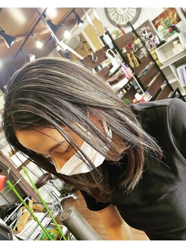 ヘアヒールフェリス(Hair heal Feliz) ハイライトシルバー系