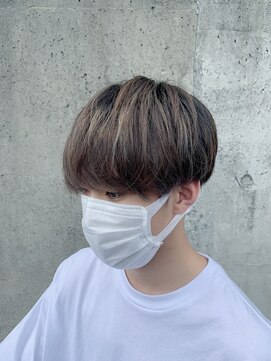 フォルテ 草薙店 ハイライトカラー　ナチュラルマッシュ