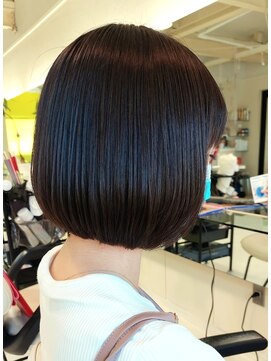 ノーマジーン(Norma jean) 大人可愛い20代30代40代黒髪前下がりショートボブ丸みショート◎