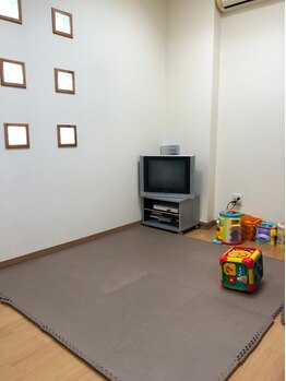 ボヌール(Bonheur)の写真/【キッズスペースあり(要予約)】子供が心配でなかなか美容室に行けない…そんなママさんにオススメ♪