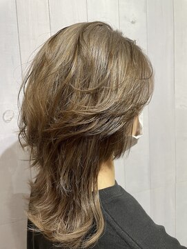 ギフト ヘアー サロン(gift hair salon) ウルフレイヤー