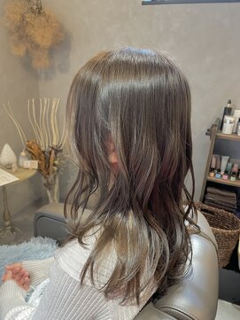 アニュー(anew) 透明感オリーブベージュカラー