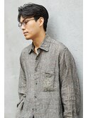 刈り上げセンターパートニュアンスブルーブラックフェザーパーマ