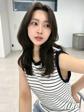 ユーフォリア 新宿通り(Euphoria) 透明感グレージュ/くびれヘア/レイヤーカット