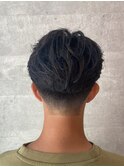 メンズセンターパートスタイル