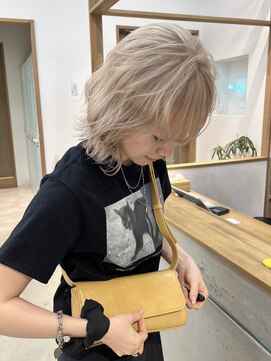 ウィット(wit) ホワイトベージュ