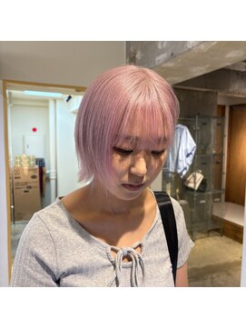 ザチェアー 名駅(The Chair) ホワイトピンク