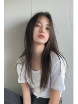 ルアナ(Luana)&nbsp;透明感ベージュナチュラルストレートスタイル