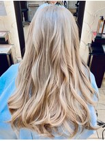 美容室ベーセ ベーゼ 和光本店(B C B G)&nbsp;ホワイトベージュカラー