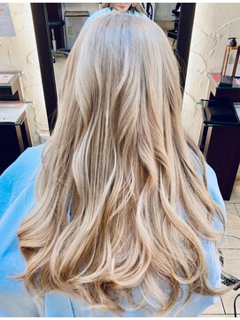 美容室ベーセ ベーゼ 和光本店(B C B G) ホワイトベージュカラー