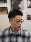 ツイストパーマ　テーパーフェード