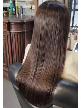 アモナ(amona) 髪質改善トリートメントで艶髪ロング