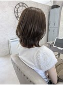 髪質を気にせず軽やかになれるくびれヘア◇
