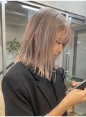ミルクティーベージュダブルカラーハイトーンレイヤーカット韓国