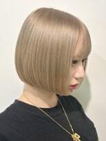 ルネラトーキョー(RUNERA TOKYO) ショートボブ ミルクティーベージュ ミルクティーブラウン