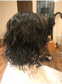 ミディアムボブパーマスタイル バック