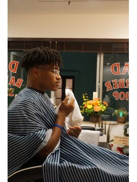 ダッド(DAD) 【FADE】