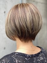 ライオン(Lion)&nbsp;ハイライトショートボブ