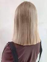 アイティーバイアルバム 八王子店(IT by ALBUM)&nbsp;ホワイトベージュ_カーキグレージュマッシュショート_ba317352