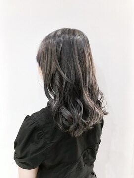 リリー シンジュク(Lilly) 【Lilly新宿】#グレージュ#カラー#ハイライト#髪質改善