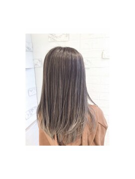 ユアレッシュブ 成田店(Your Lecheveu) ハイライトカラー