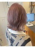 切りっぱなしボブ×ホワイトピンク