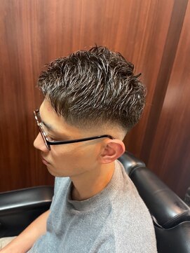 リバティシェアバーバー 銀座(LIBERTY SHARE BARBER) 10秒セットスキンショート