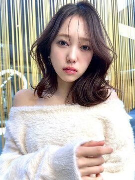 シティ(CITY) ミディアムレイヤー 顔まわりカット 顔まわりレイヤー 韓国ヘア