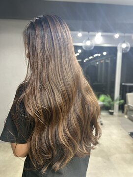 ヴィムヘアー(VIM hair) 透明感フィヨーレカラーでグレージュヘアー