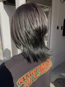 ウルフカット×インナーカラー《グリーン》