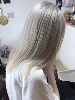 ブレイズヘアー(BLAZEhair)&nbsp;【透き通る色味】ホワイトミルクティ×ブリーチ３回