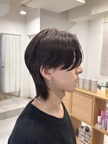 ネオリーブウリ 二子玉川店(Neolive uri)&nbsp;ブルーブラックフェザーパーマサーフカールセンターパート