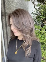 スカラ(Scala) 大人の上品ハイライト