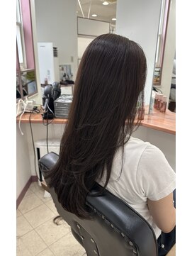 ヘアサロン イリー 西那須野(iLii) 顔まわりレイヤー×透明感カラー