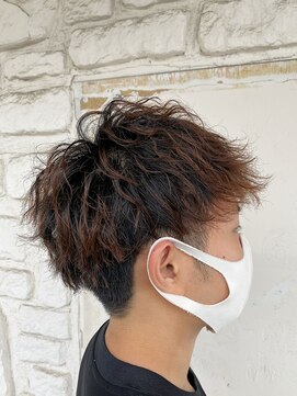 イロヘア アンジョウ(ilo.hair anjo) ツイストスパイラル×ショートマッシュ