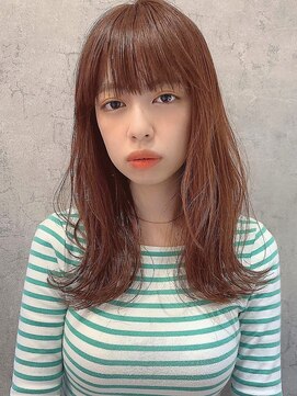 アリエッタ アザブ(ARIETTA AZABU) 外ハネ 鎖骨ロブ × アプリコットベージュ ニュアンスカラー