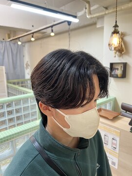 ネオリーブクレア 綱島店(Neolive Krea) メンズセンターパート