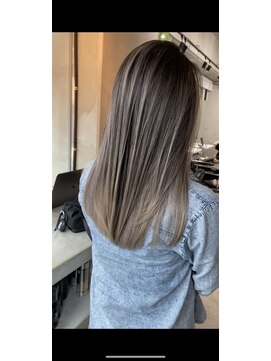 アポロ 横浜駅店(apollo) ハイライトバレイヤージュダブルカラーミルクティーベージュ