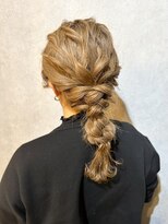 ウィスプ 赤羽店(wisp)&nbsp;編みおろしヘア♪*。