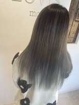 ラビスモア(Lovis moa)&nbsp;似合わせカット／フェミニンロング／メルティーカラー